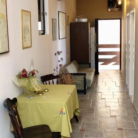 Apartment Pisak 1070b *